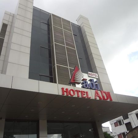 Hotel Adi ナーグプル エクステリア 写真