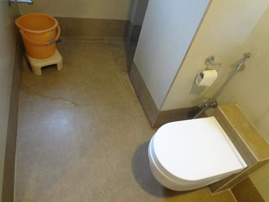 Hotel Adi ナーグプル エクステリア 写真