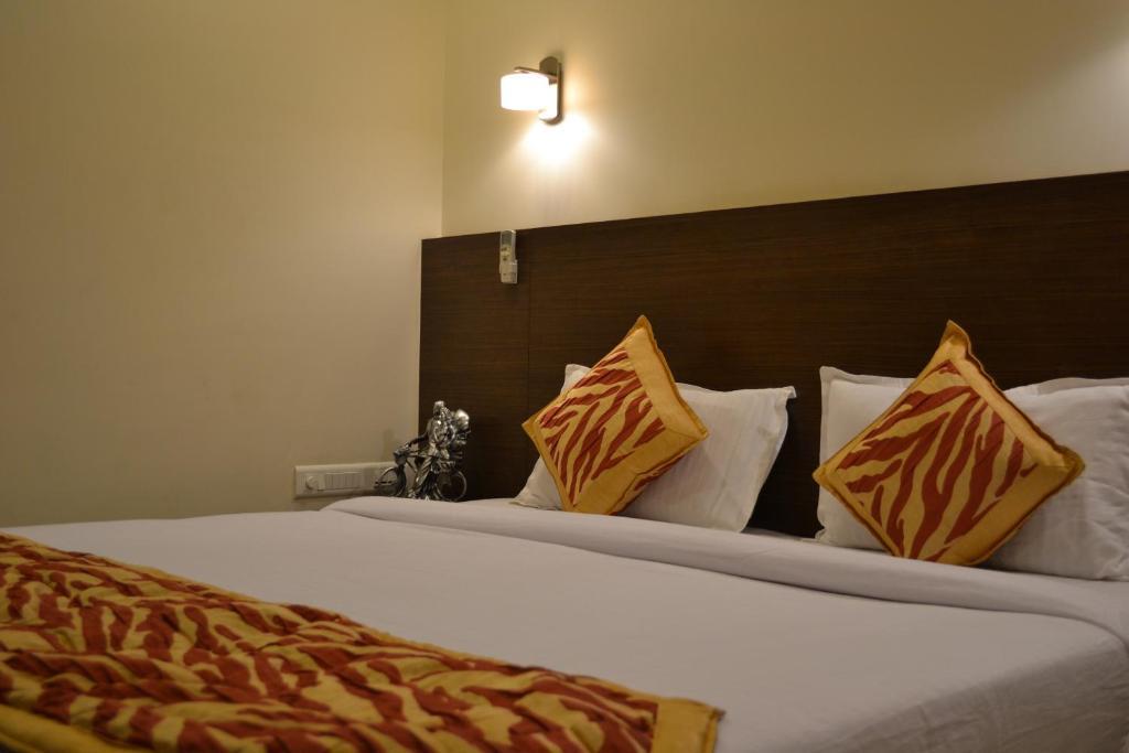 Hotel Adi ナーグプル 部屋 写真