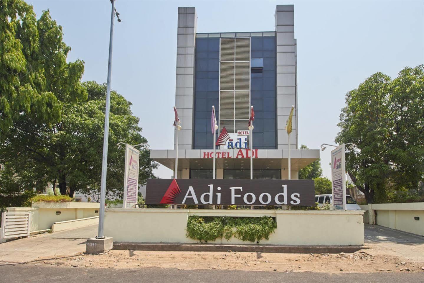 Hotel Adi ナーグプル エクステリア 写真
